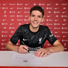 必一运动-CBA2022足球队：篮球赛季结束后的足球赛季动态